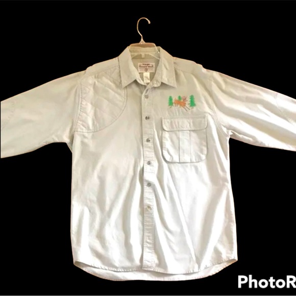 Wrangler Other - Mens XL Wrangler khaki shirt. Deer embroidered